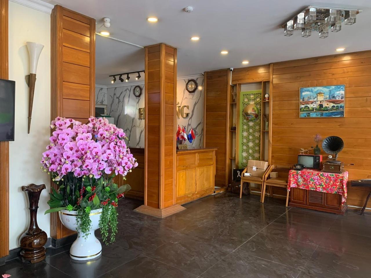 הו צ'י מין סיטי Ha Long Hotel מראה חיצוני תמונה
