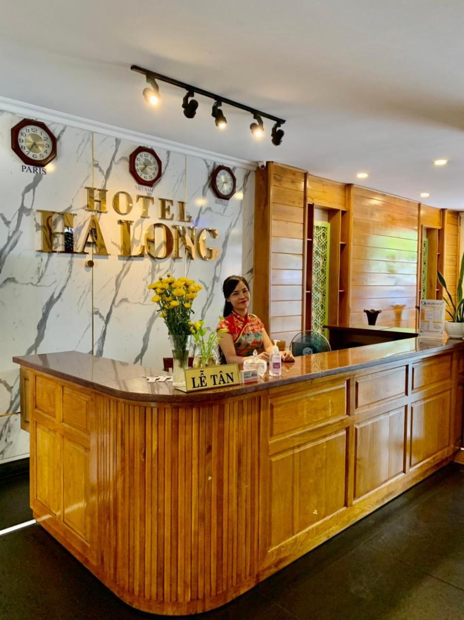 הו צ'י מין סיטי Ha Long Hotel מראה חיצוני תמונה