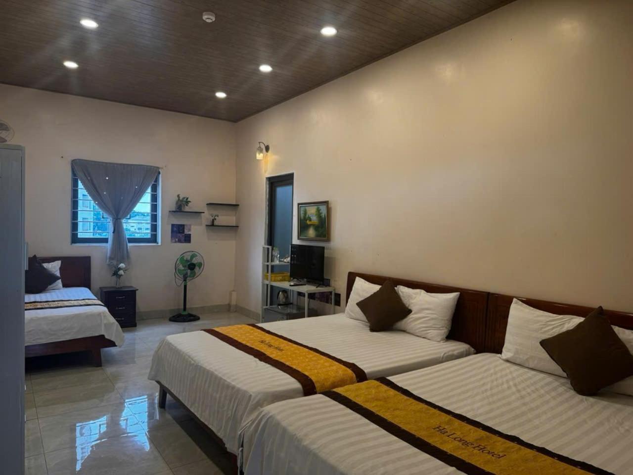 הו צ'י מין סיטי Ha Long Hotel מראה חיצוני תמונה